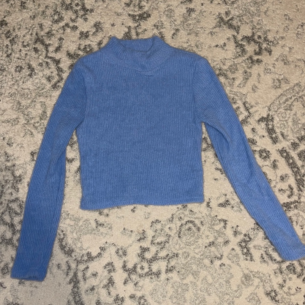 NWOT Zara blue sweater